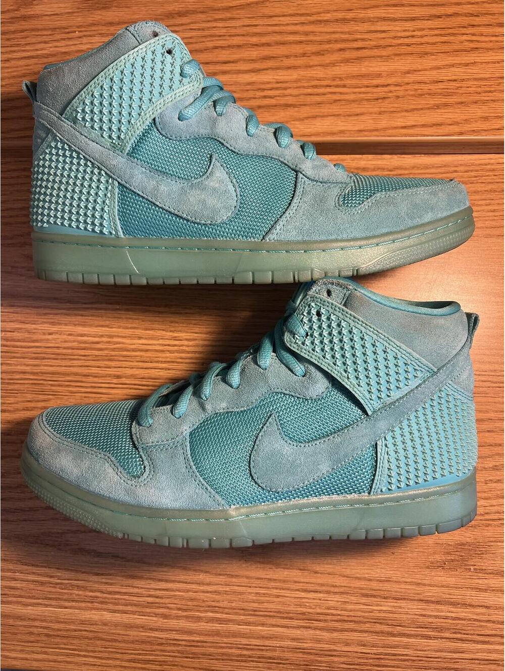Nike Dunk CMFT Premium 'Light Retro'